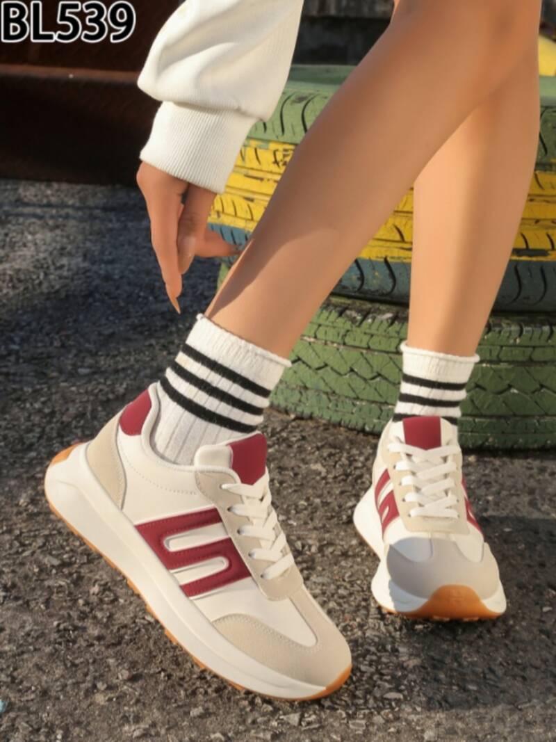 Buty sportowe damskie Roz 36-42 / 12 par